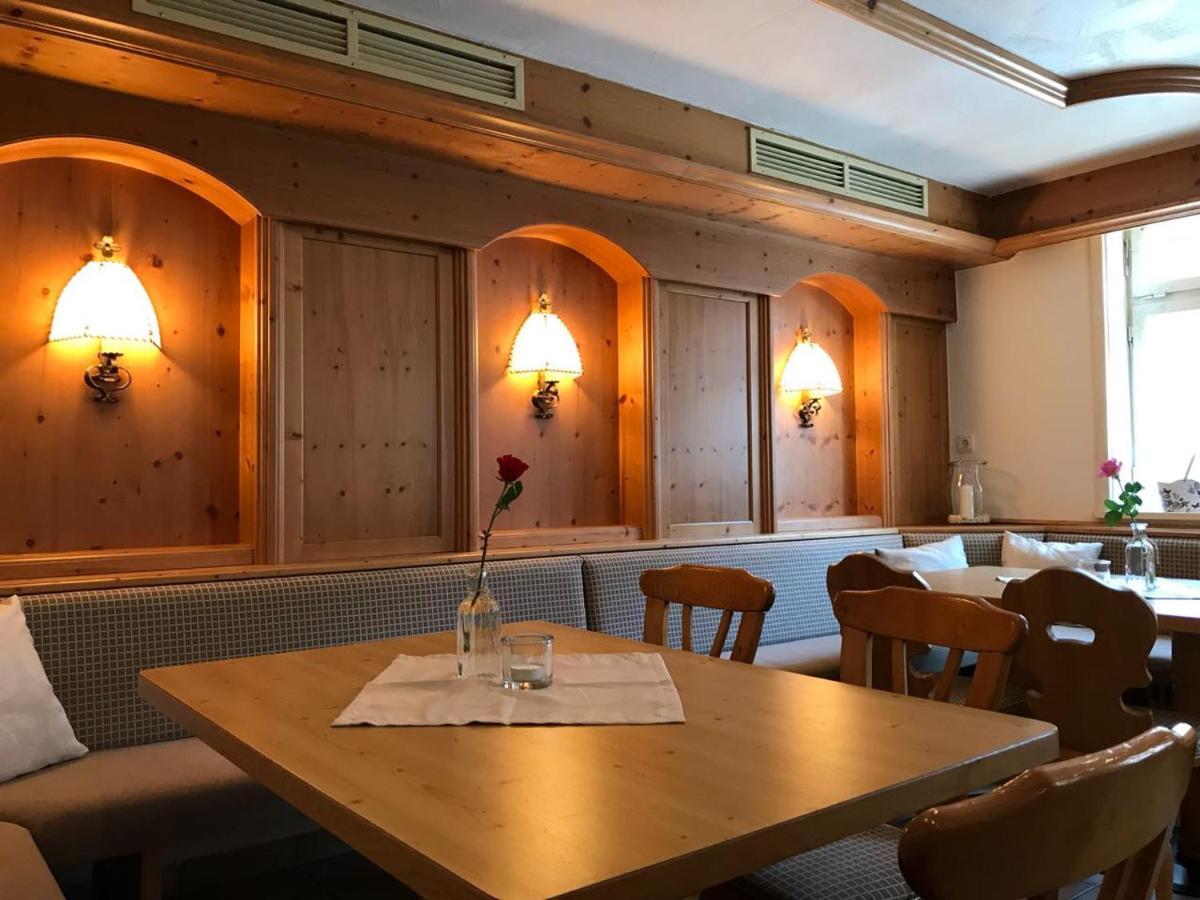 Hotel Hohe Schule Bad Überkingen Eksteriør billede