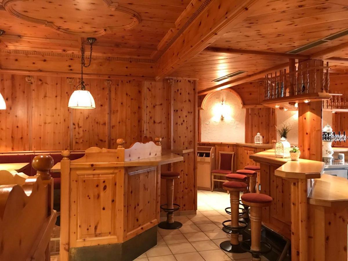 Hotel Hohe Schule Bad Überkingen Eksteriør billede