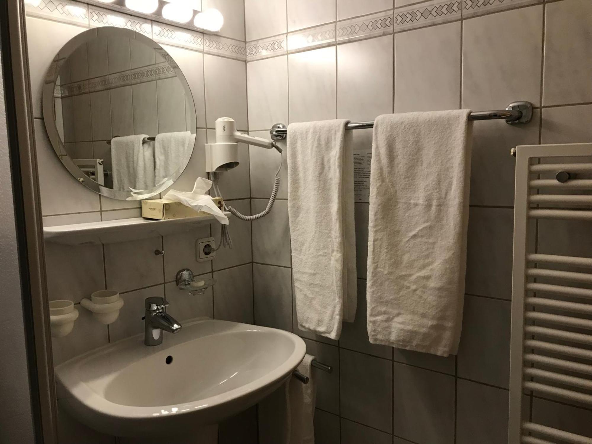Hotel Hohe Schule Bad Überkingen Værelse billede