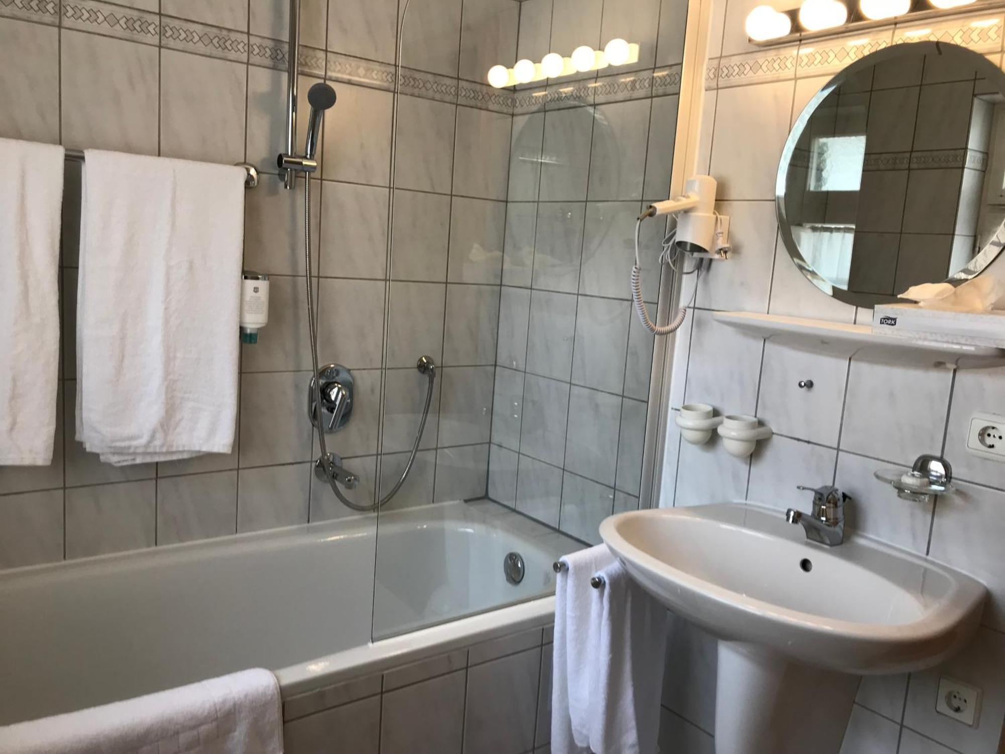 Hotel Hohe Schule Bad Überkingen Værelse billede