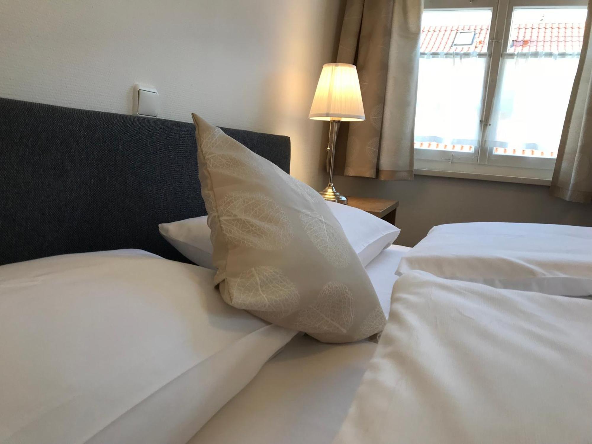 Hotel Hohe Schule Bad Überkingen Værelse billede