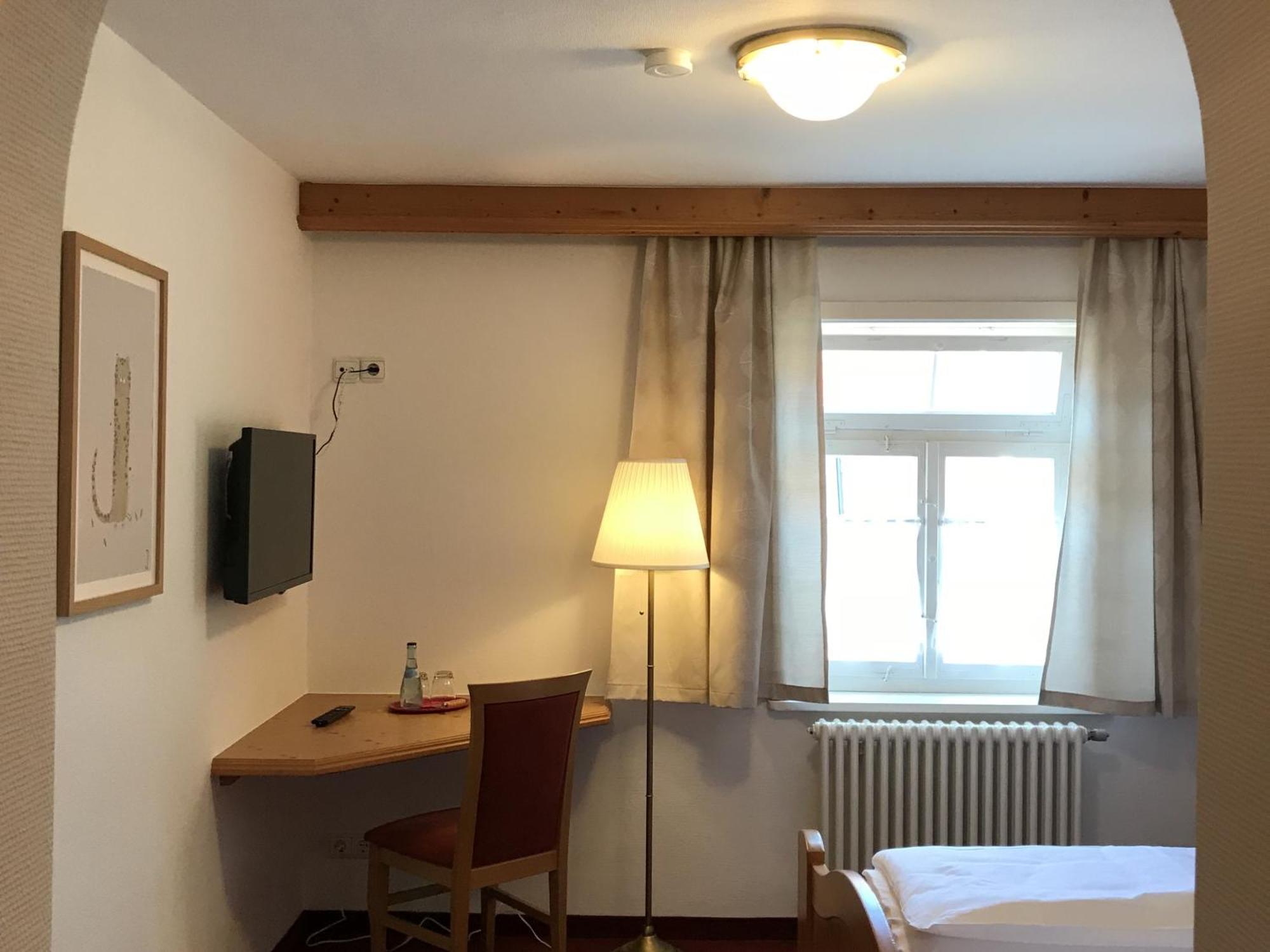 Hotel Hohe Schule Bad Überkingen Værelse billede